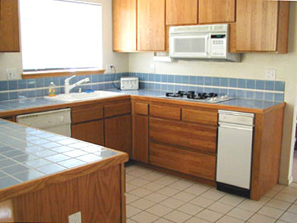 Pine Arbor Retreat - Kitchen